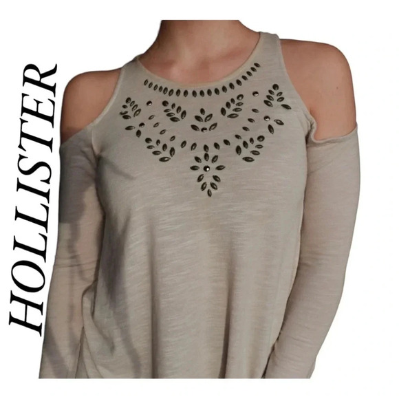 Hollister Off the shoulder‎ long sleeve Boho Beaded top size small - Picture 1 of 9